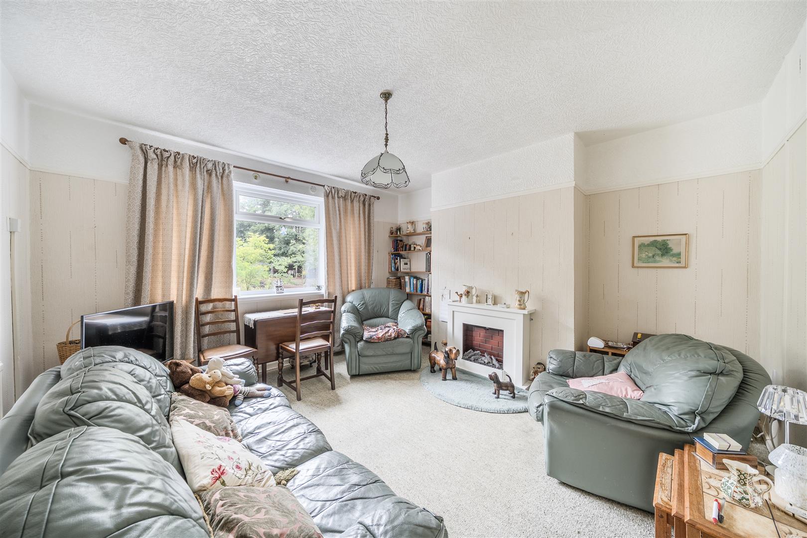 Heol Morlais, Trimsaran, Kidwelly, SA17 4DG